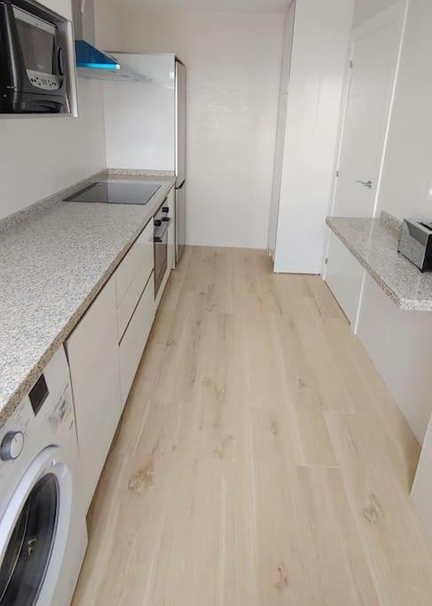 Precioso Apartamento Frente A La Playa 托雷德尔马尔 外观 照片