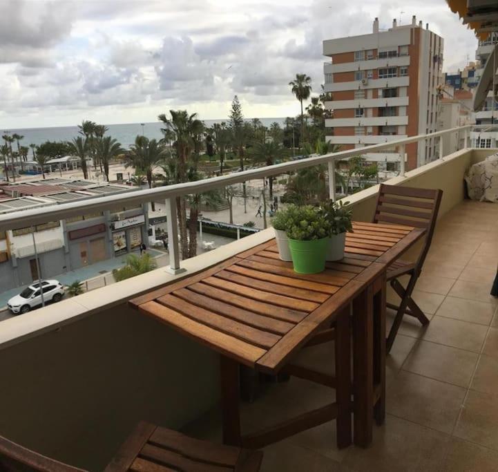 Precioso Apartamento Frente A La Playa 托雷德尔马尔 外观 照片