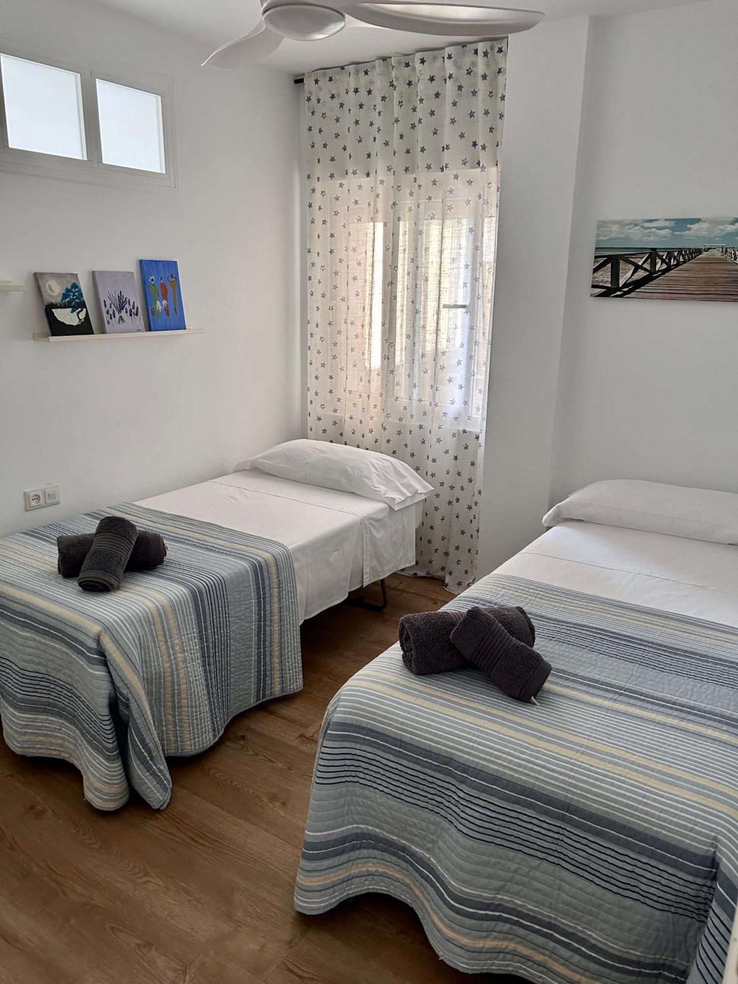 Precioso Apartamento Frente A La Playa 托雷德尔马尔 外观 照片